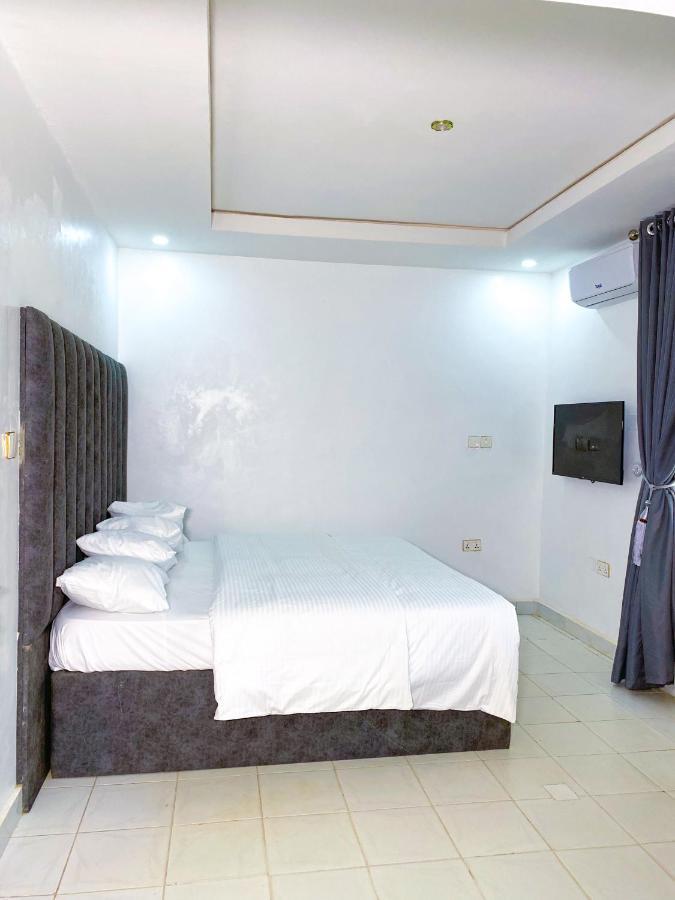 D & D Apartments Abuja Luaran gambar