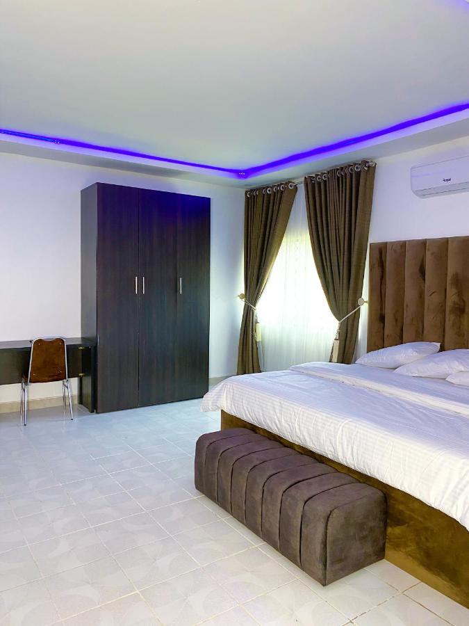 D & D Apartments Abuja Luaran gambar