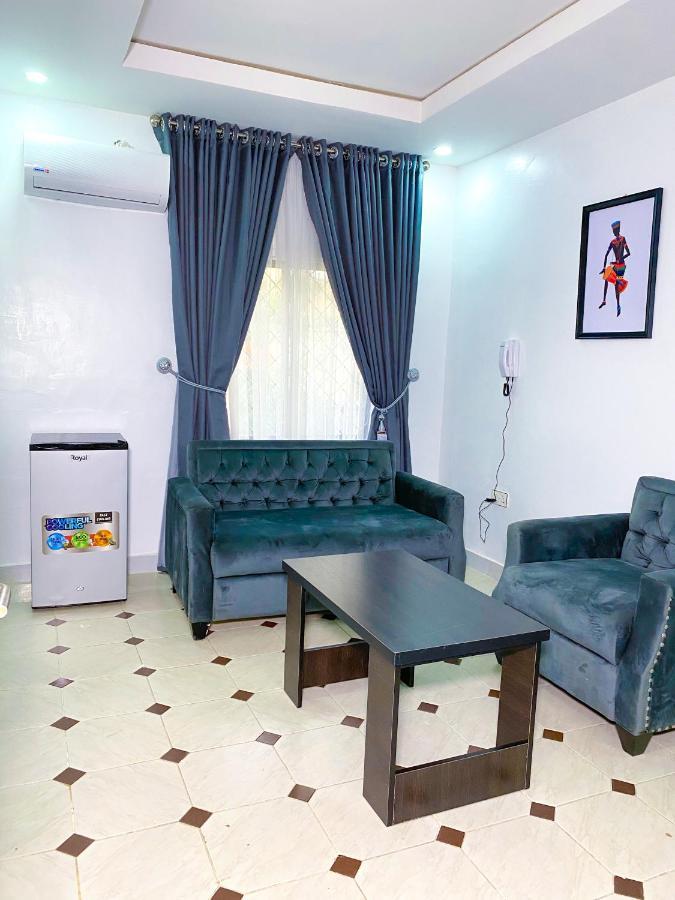 D & D Apartments Abuja Luaran gambar
