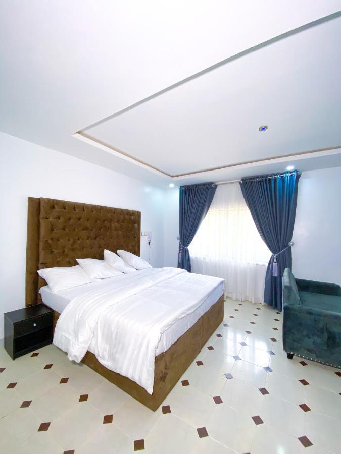 D & D Apartments Abuja Luaran gambar